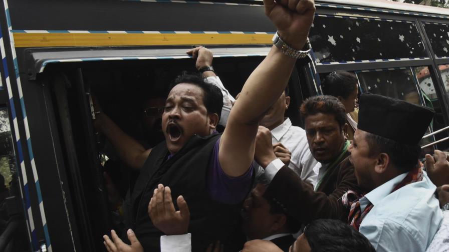 Marchas en India contra ley de ciudadanía a no musulmanes