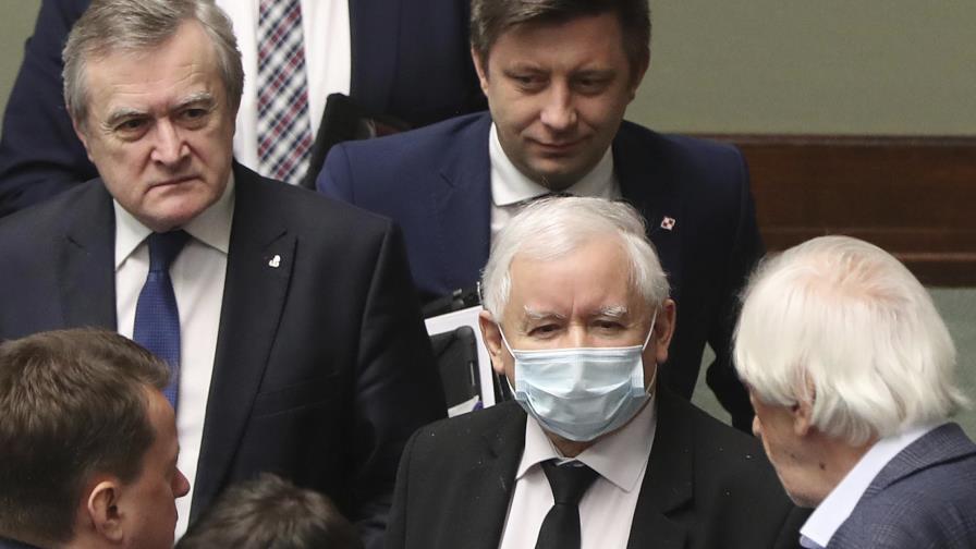 Polonia no realizará elecciones el domingo; considera postergarla hasta el 12 de julio Polonia no realizará elecciones el domingo; considera postergarla hasta el 12 de julio