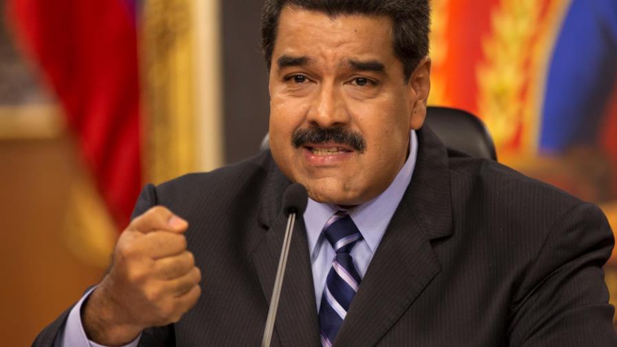 Maduro dice que Cuba ha sido objeto de un experimento de tortura social