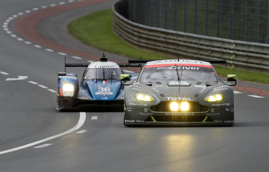 Un golpe a las 24 Horas de Le Mans, Aston Martin suspende su programa Valkyrie