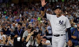 Los agentes libres mejores pagados:  En el 2008 Alex Rodríguez recibió  US$275 millones