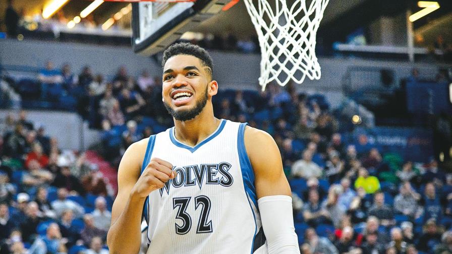 Dominicano Towns se luce en la NBA; Rockets desperdician 54 puntos de Harden