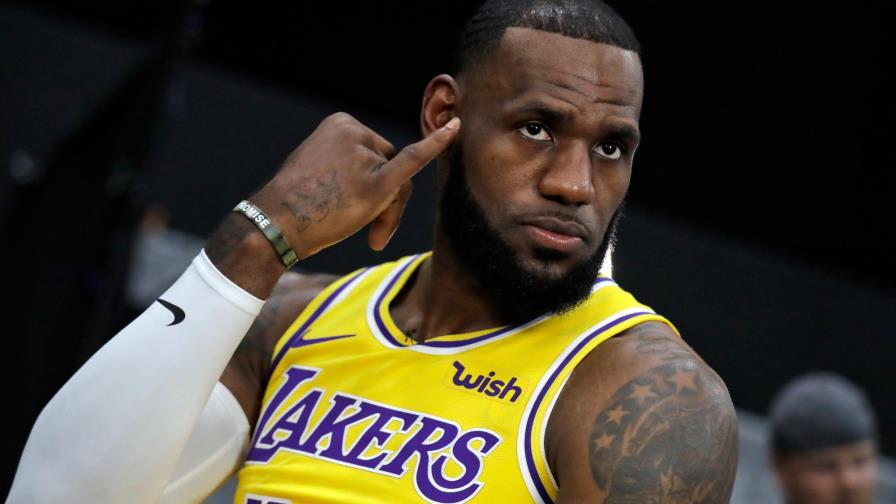 LeBron James será visto “día a día” de su lesión en la ingle