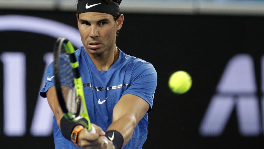 Rafael Nadal completa su primer entrenamiento sin molestias en Melbourne