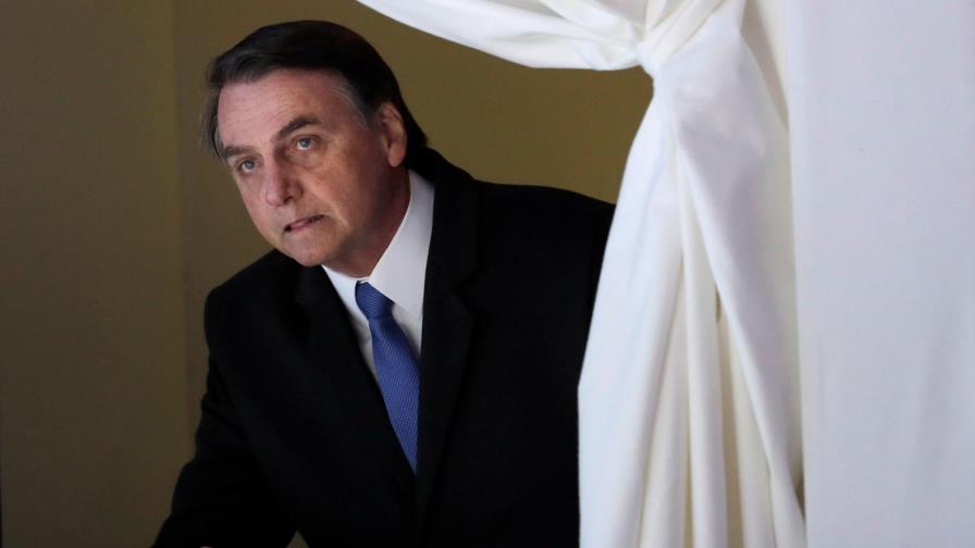 Bolsonaro se queja de un senador que lo grabó y divulgó la conversación
