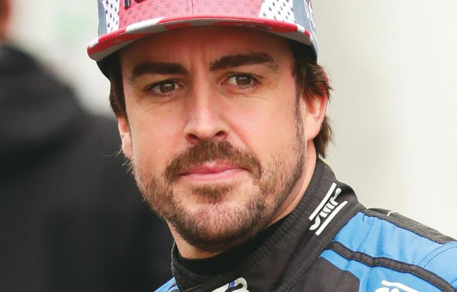 Fernando Alonso amplía su apuesta por los deportes electrónicos