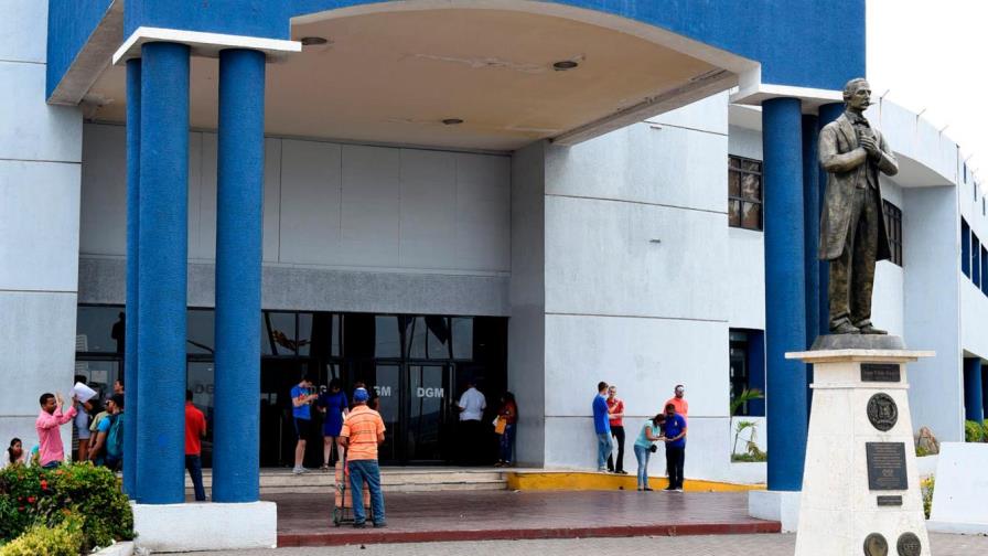 Dirección de Pasaportes emitirá y renovará documentos por cita