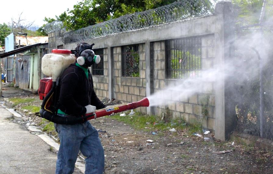 En medio del combate contra el COVID-19, los casos de dengue y malaria se disparan en República Dominicana