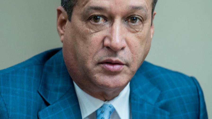 Reinaldo Pared Pérez pide al PLD que se le excluya del Comité Político por razones de salud Reinaldo Pared Pérez pide al PLD que se le excluya del Comité Político por razones de salud