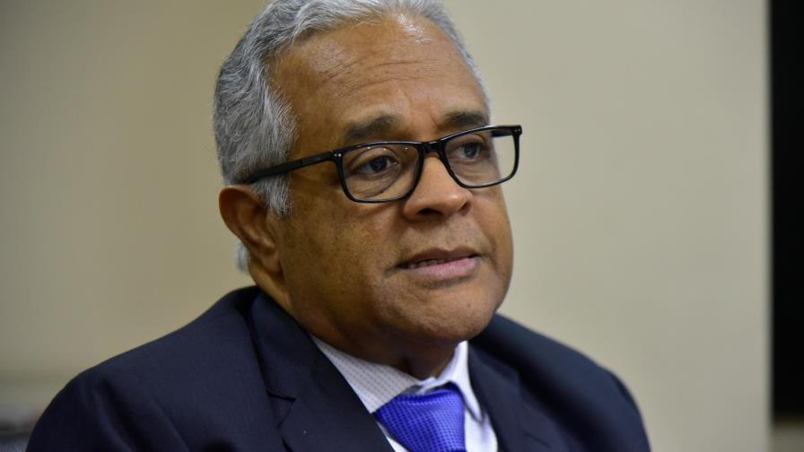 En vivo | 581 casos y 20 muertes por coronavirus en República Dominicana
Salud Pública informó 581 casos en total y 20 muertes por coronavirus en República Dominicana En vivo | 581 casos y 20 muertes por coronavirus en República Dominicana
Salud Pública informó 581 casos en total y 20 muertes por coronavirus en República Dominicana