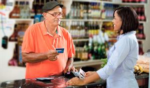 Hay 15,000 puntos menos para pagar con tarjeta en los comercios