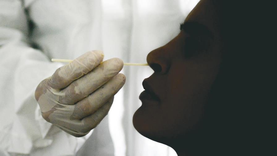 Salud Pública reporta la positividad diaria más baja de COVID-19 desde el inicio de la pandemia 