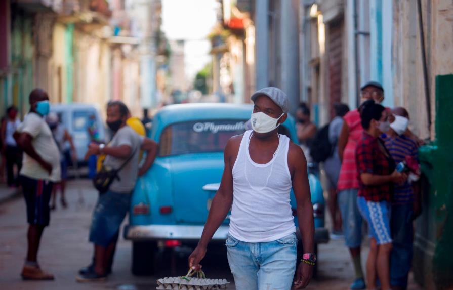 Cuba registra un nuevo récord de casos diarios de COVID-19 y los muertos alcanzan el número de 4,156