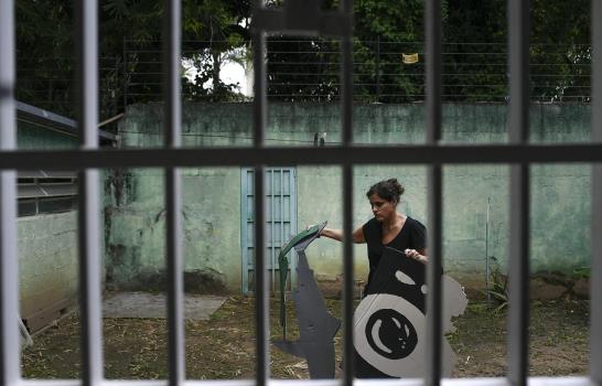 Artista rescata de la destrucción espacios de Caracas