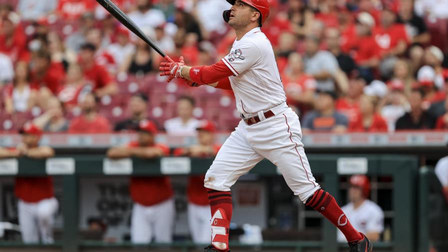 Rojos sacuden 5 jonrones y superan a Rockies 11-5