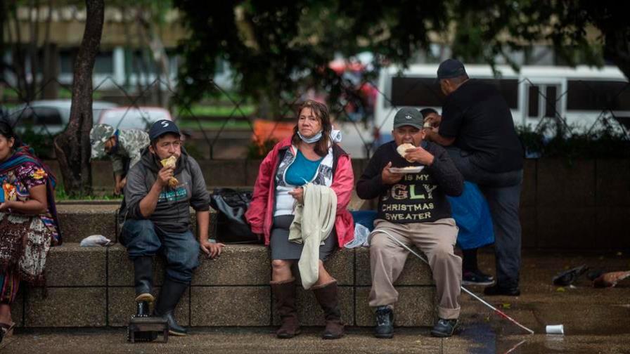 Detienen por escándalo a periodista que investiga al Gobierno de Guatemala