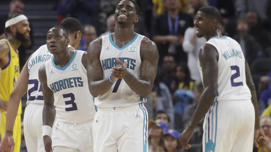 Rozier y Hornets se imponen a Warriors Rozier y Hornets se imponen a Warriors