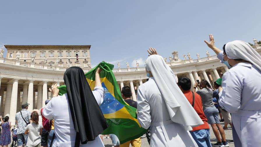 Obispo brasileño renuncia después de circular video sexual