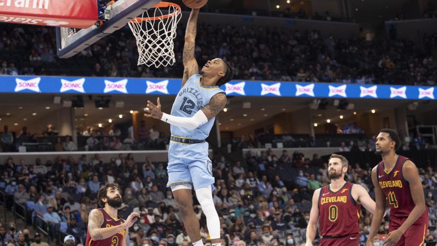 Morant logra 37 puntos y Grizzlies ganan 132-121 a Cavaliers
