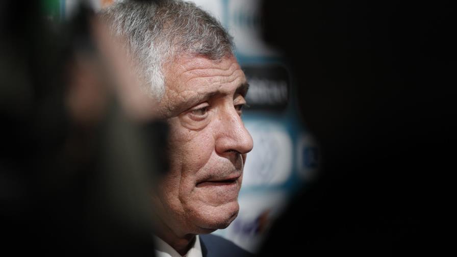 Santos seguirá como DT de Portugal hasta 2024 Santos seguirá como DT de Portugal hasta 2024