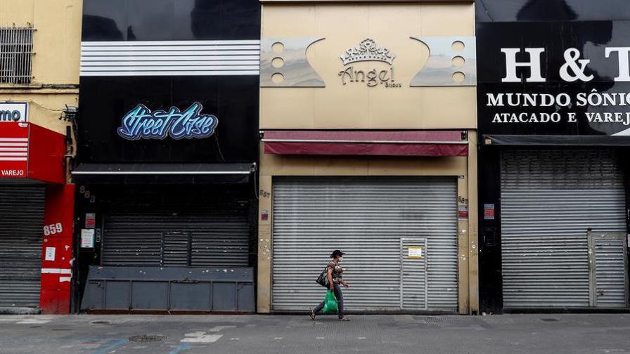 Bolsonaro dice que Brasil está quebrado y que él no puede hacer nada