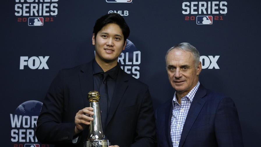 Ohtani recibe premio especial de las mayores