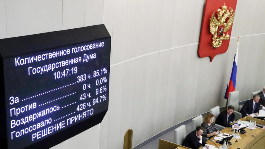 Rusia aprueba reforma que permitiría más mandatos de Putin Rusia aprueba reforma que permitiría más mandatos de Putin