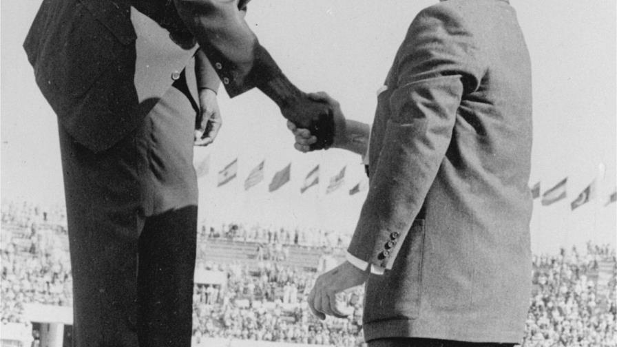 Fallece Rafer Johnson, campeón olímpico de decatlón en 1960