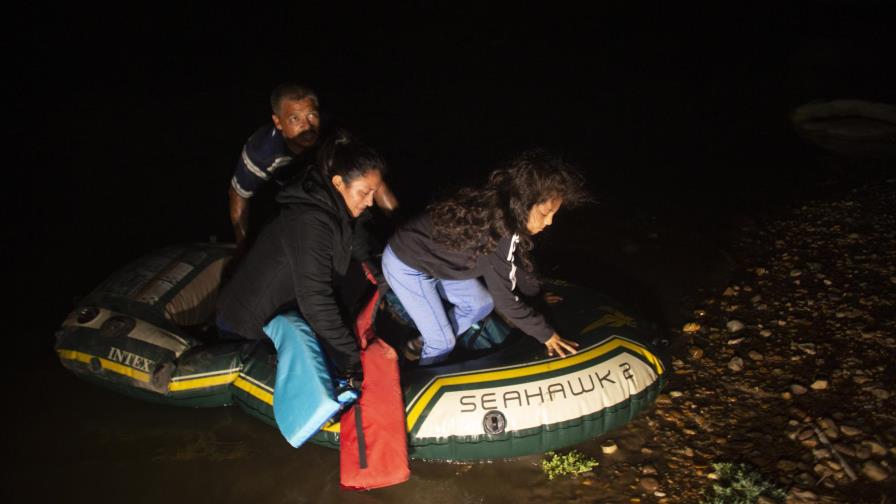 Multimillonarios contratos para alojar a niños migrantes