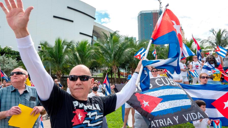 Pablo Milanés y otros artistas respaldan Marcha Cívica por el Cambio convocada en Cuba para este lunes