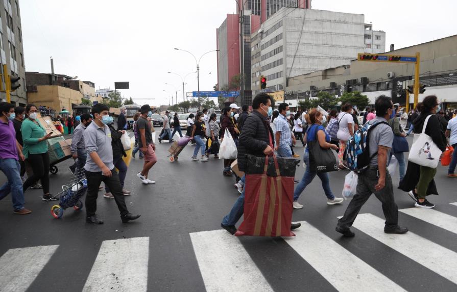 Perú ordena cuarentena obligatoria para ingresar al país