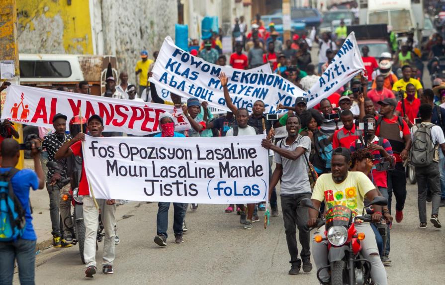 Haití cambia jefe de la Policía en plena ola de violencia