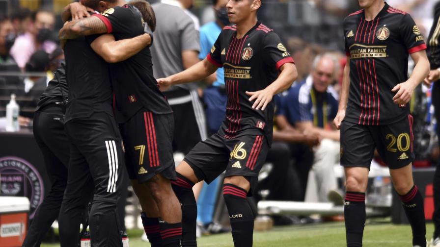 Martínez vuelve a anotar tras dos años, Atlanta empata