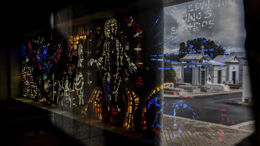 Pueblo español se prepara para recibir los restos de Franco