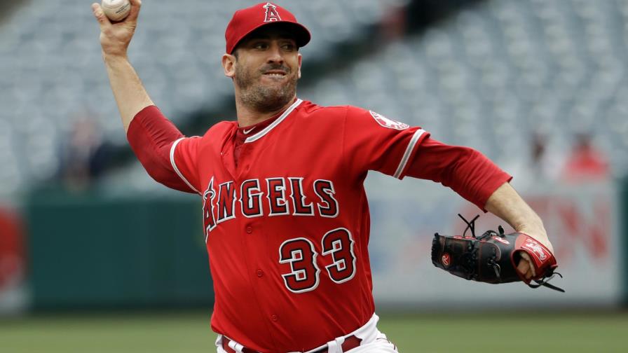 Harvey lanzará por Reales ante Rojos Harvey lanzará por Reales ante Rojos