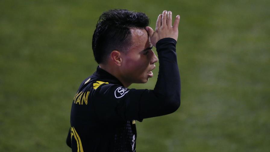 Zelarayán anota 2; Crew arrolla a Sounders y los destrona Zelarayán anota 2; Crew arrolla a Sounders y los destrona