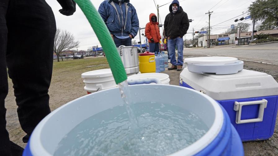 Nueva crisis en EEUU tras tormenta: falta agua en ciudades