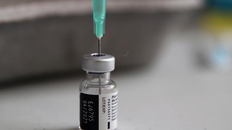 Pfizer-BioNTech enviarán 200 millones de vacunas más a la UE