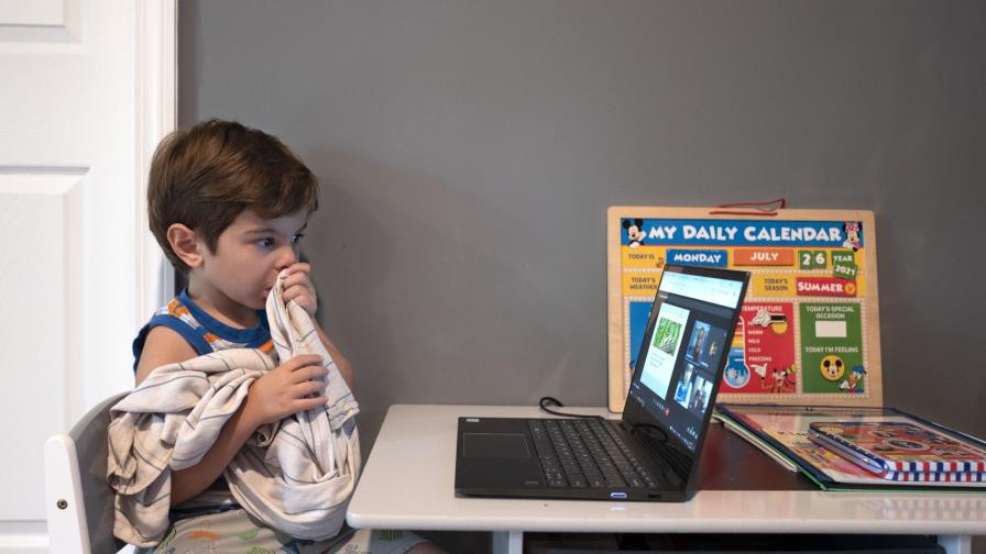 Pandemia fomenta auge de educación virtual en Estados Unidos