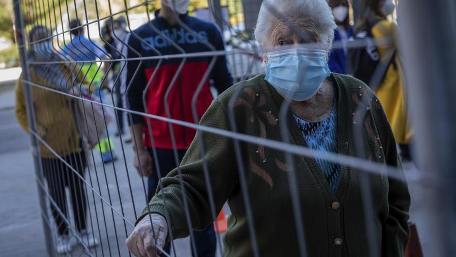 Madrid cumplirá normas antivirus pero recurrirá en juzgados