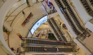 Reabren centros comerciales tailandeses, pero con precaución