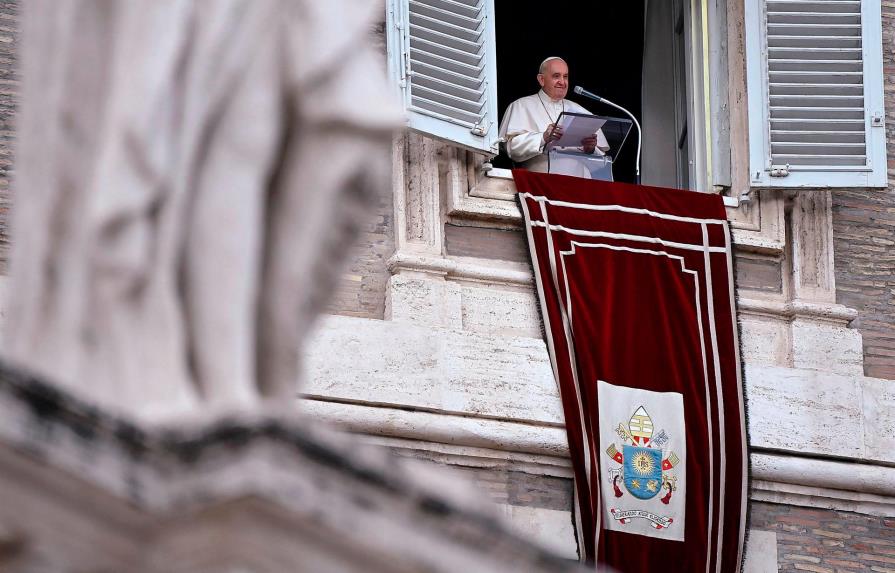 El papa pide actuar “de inmediato, con valor y visión de futuro” tras COP26