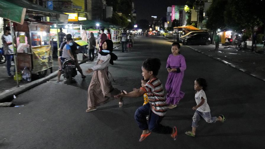 Indonesia ve su mayor aumento de casos de COVID en 1 día