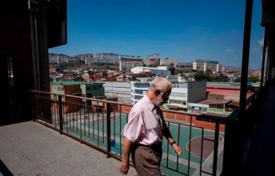 Internet y electricidad, los grandes retos de la escuela virtual en Venezuela