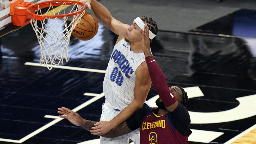 Magic rompe racha de dos derrotas de la mano de Gordon