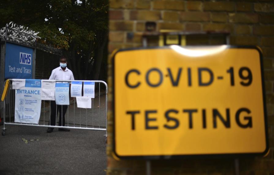 Gran Bretaña racionará pruebas diagnósticas de coronavirus