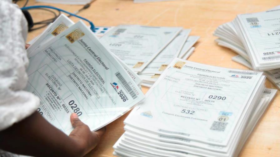 JCE concluye hoy impresión de los 16,001 padrones electorales de las elecciones