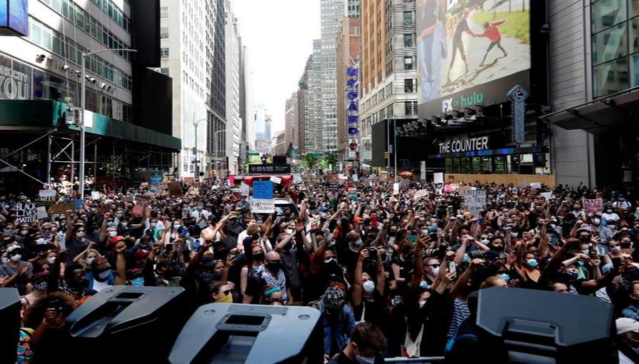 Miles de neoyorquinos vuelven a tomar las calles en otra jornada de protestas