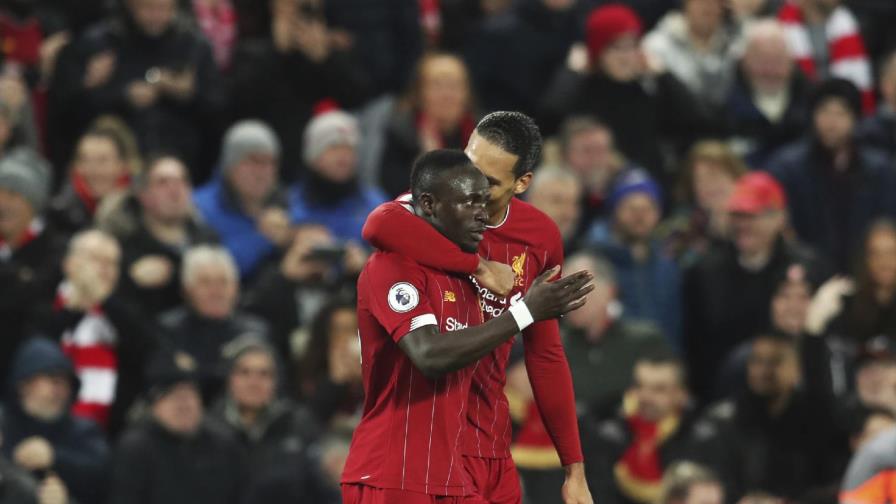 Mourinho vuelve al Old Trafford y cae