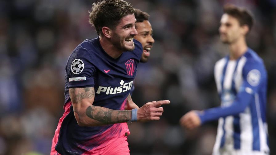 El Atlético sobrevive tras batalla en Portugal